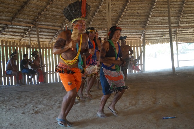 Kaxuyana dans